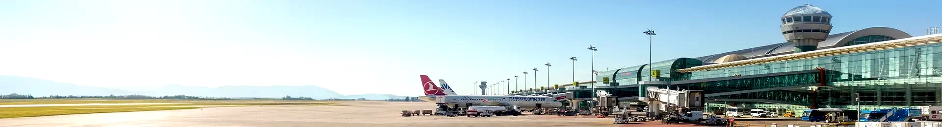 İzmir Adnan Menderes havalimanı uçuş pisti
